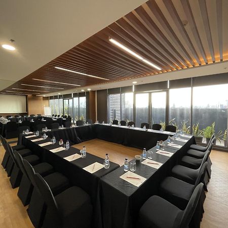 Summit Hotel Greenhills Quezon City Eksteriør billede