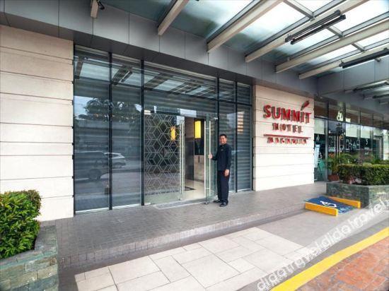 Summit Hotel Greenhills Quezon City Eksteriør billede