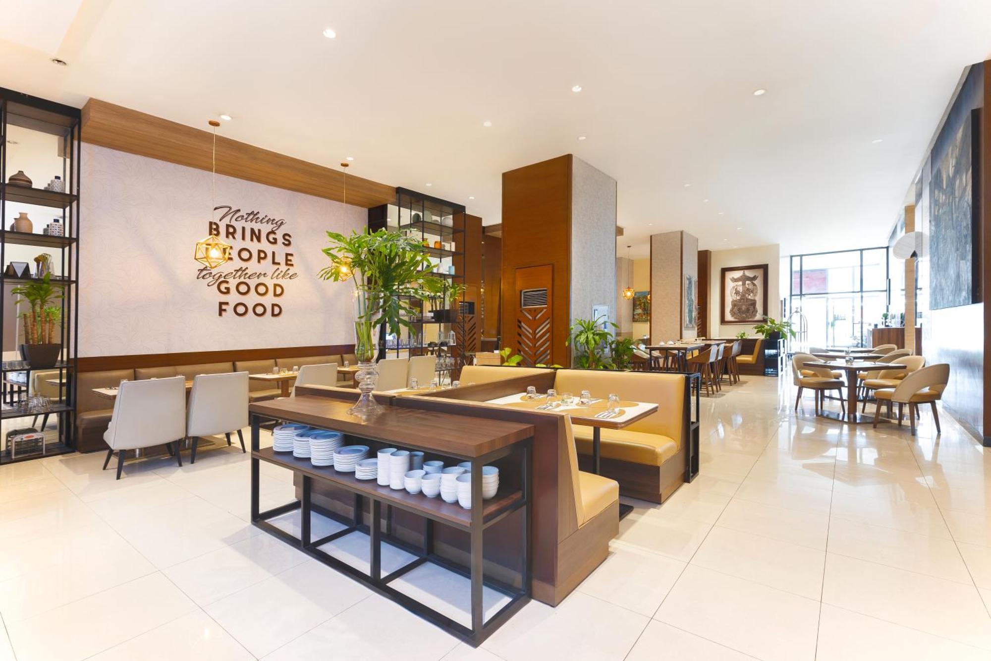 Summit Hotel Greenhills Quezon City Eksteriør billede