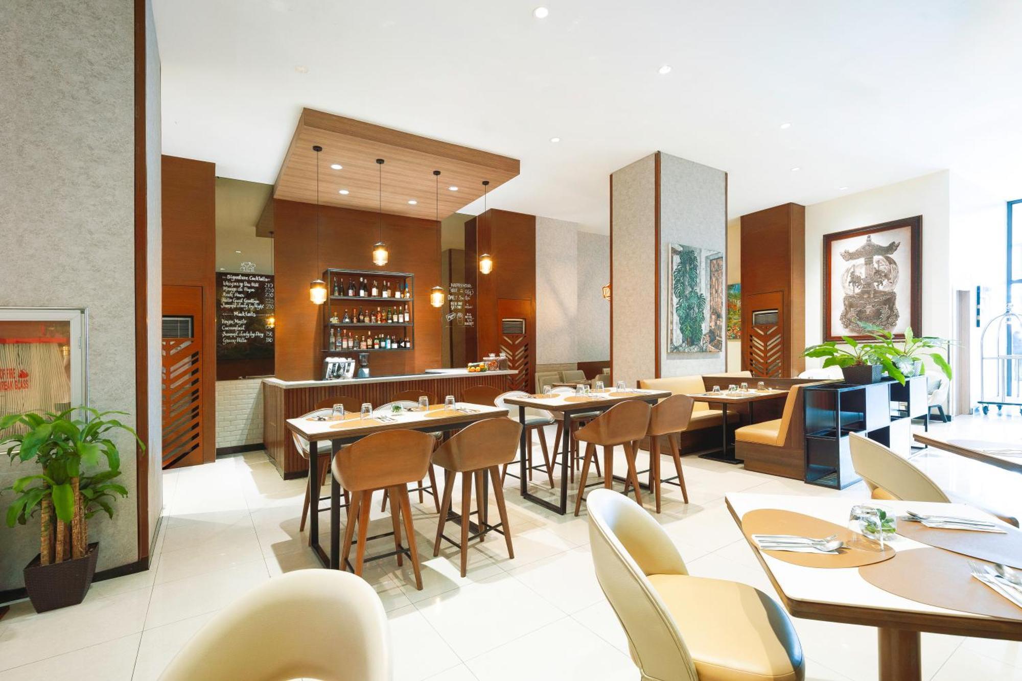 Summit Hotel Greenhills Quezon City Eksteriør billede