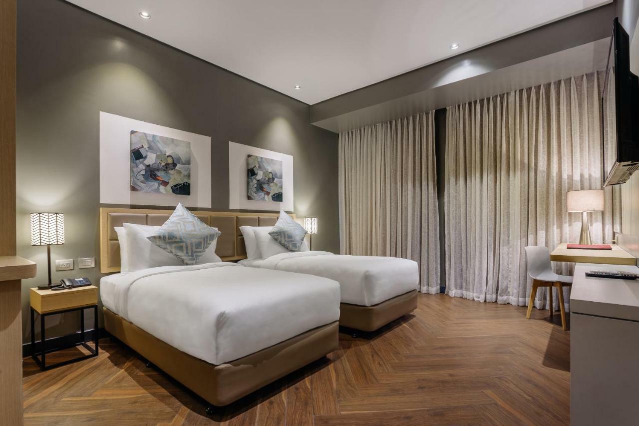 Summit Hotel Greenhills Quezon City Eksteriør billede