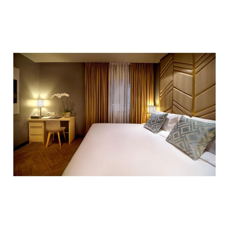 Summit Hotel Greenhills Quezon City Eksteriør billede